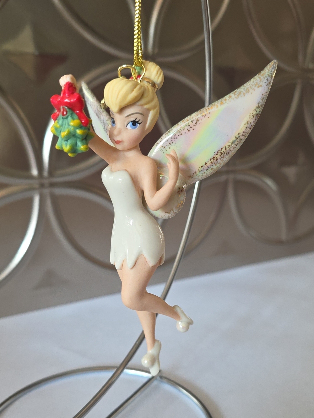NIB Lenox Disney 100 Tinker Bell Mistletoe Porcelain Christmas Ornament 2023
